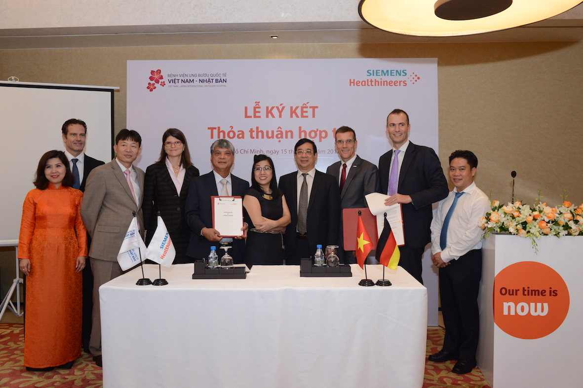 Siemens[-]Healthcare[-]Việt[-]Nam[-]và[-]Công[-]ty[-]cổ[-]phần[-]phát[-]triển[-]công[-]nghệ[-]Y[-]học[-]Việt[-]Nam[-]-[-]Nhật[-]bản[-]kí[-]biên[-]bản[-]ghi[-]nhớ[-]thúc[-]đẩy[-]hợp[-]tác[-]về[-]y[-]tế
